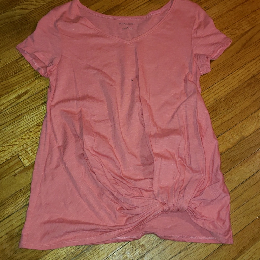Maurice's knotted tee